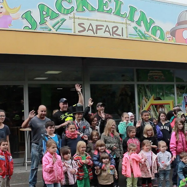 Mit den Kindern im Jackelino Safari